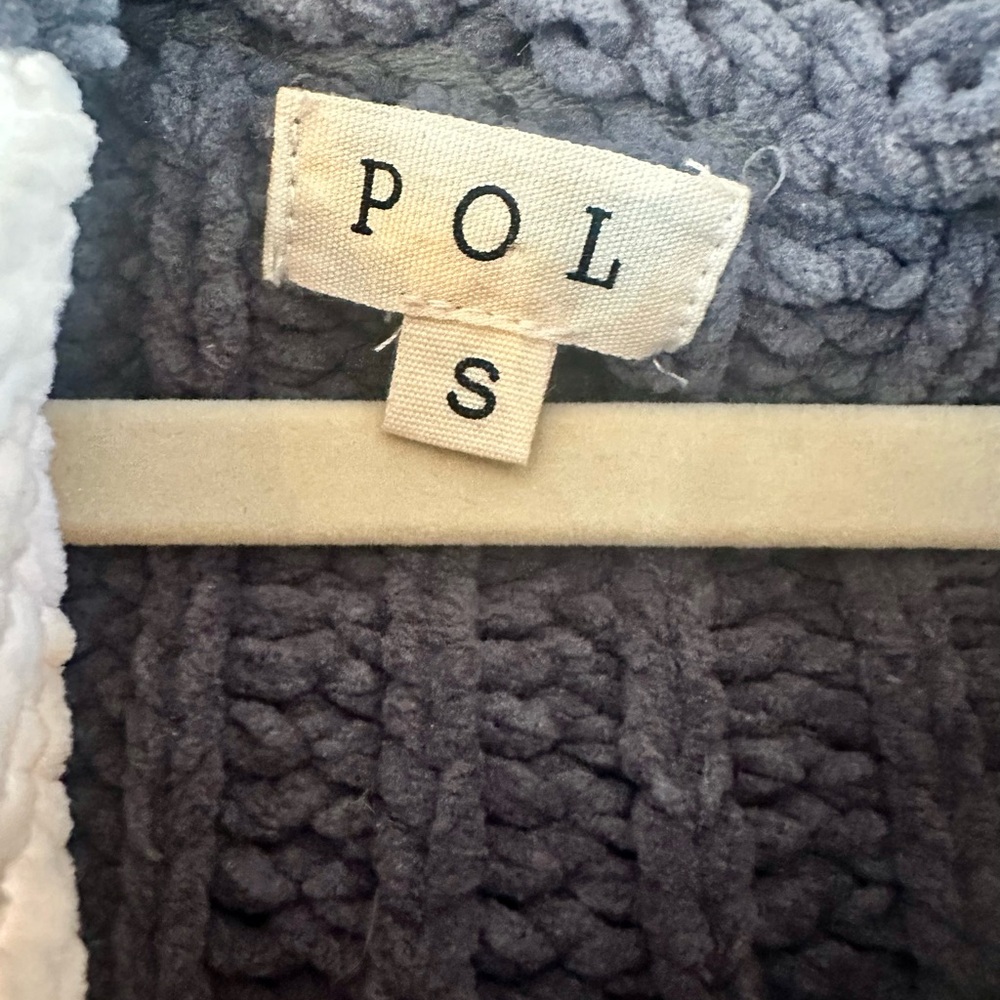 POL Chunky Knit Hooded Cozy Sweater with Pocket. Size Small. - Picture 3 of 4